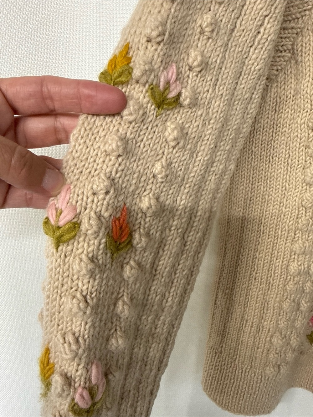 French Knot x Sundance Heritage Blooms Cardigan Wool Sz M Nepal Bubble Knit - Picture 5 of 12